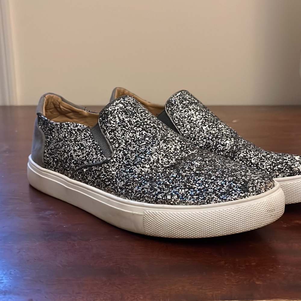 Steve Madden glitter slides 8.5